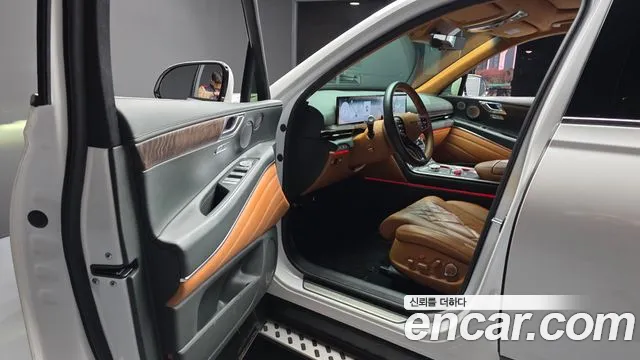 Genesis GV80 — Фото автомобиля 10