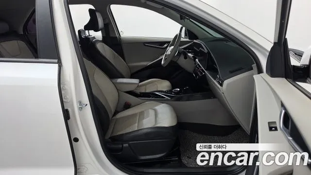 Kia Niro Niro (New) — Фото автомобиля 16