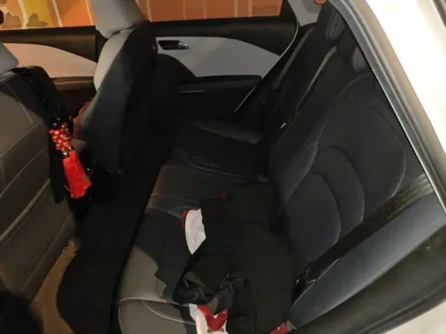 Chevrolet Monza — Фото автомобиля 13