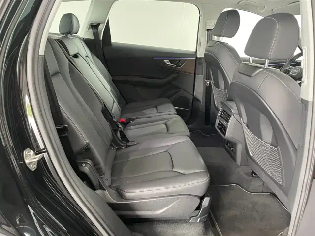 Audi Q7 — Фото автомобиля 19