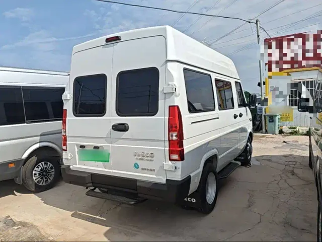 Iveco Daily — Фото автомобиля 6