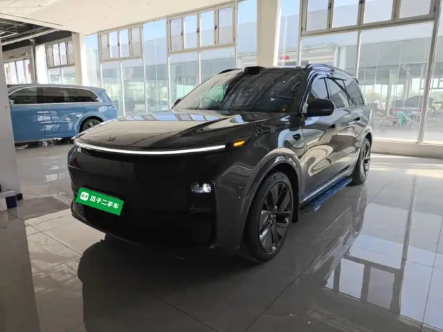 Фотография автомобиля — Li Auto L9