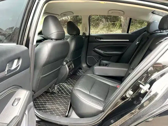 Nissan Teana — Фото автомобиля 5
