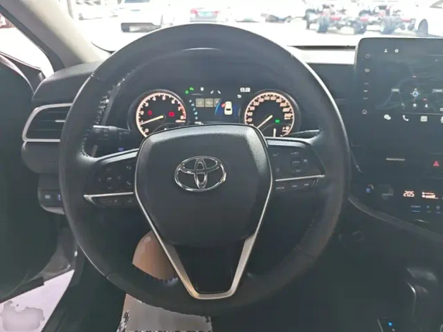 Toyota Camry — Фото автомобиля 10