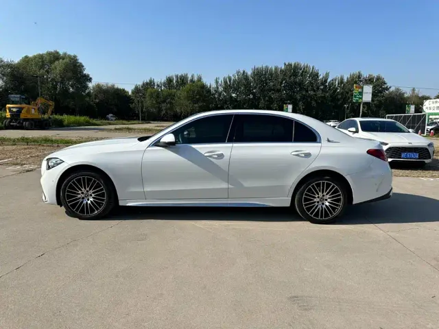 Mercedes-Benz C-Class — Фото автомобиля 7