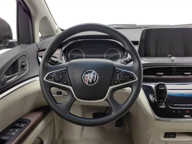 Buick GL8 — Фото автомобиля 11