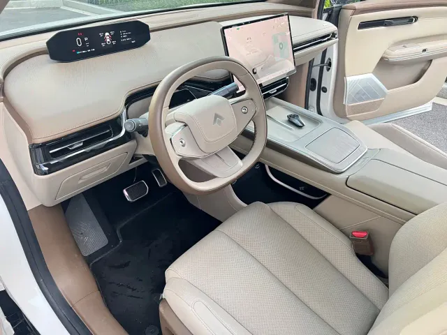 GAC Hyptec HT — Фото автомобиля 18