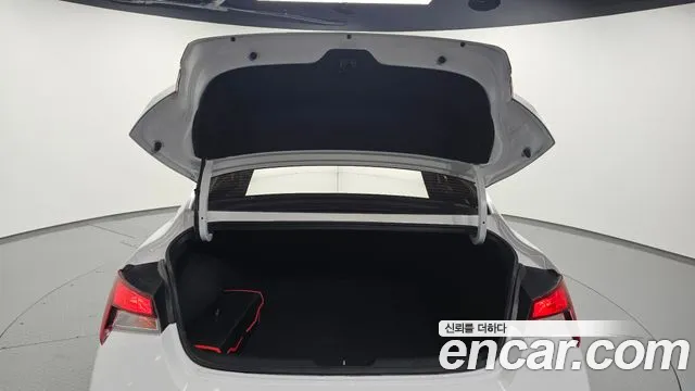 Hyundai Avante CN7 — Фото автомобиля 26