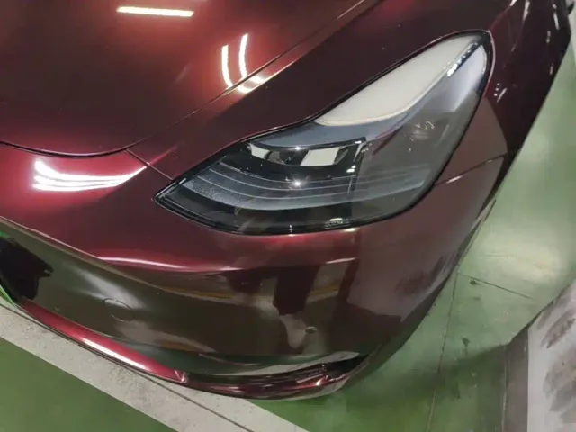 Tesla Model Y — Фото автомобиля 23