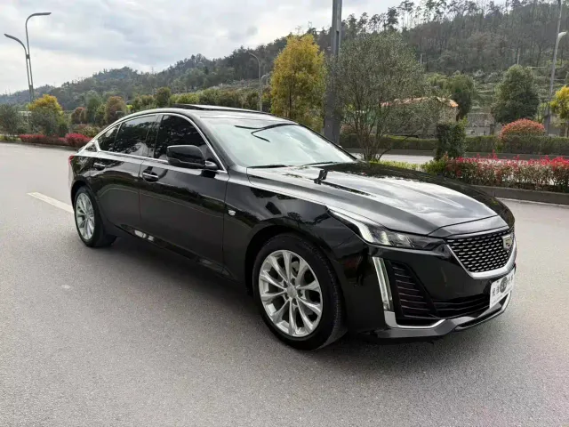 Cadillac CT5 — Фото автомобиля 3