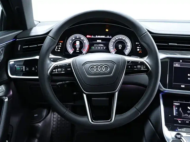 Audi A6L — Фото автомобиля 12