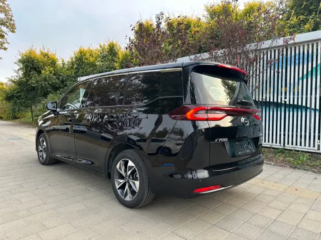 GAC Trumpchi M6 — Фото автомобиля 8