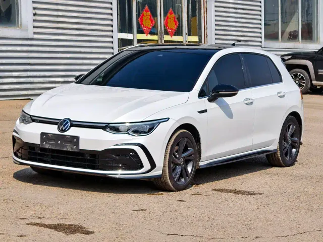 Volkswagen Golf — Фото автомобиля 3
