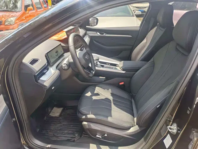 Geely Xingrui — Фото автомобиля 5