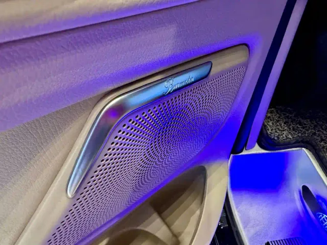 Mercedes-Benz V-Class — Фото автомобиля 7