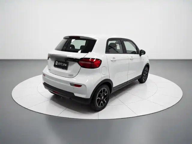 Leapmotor T03 — Фото автомобиля 4