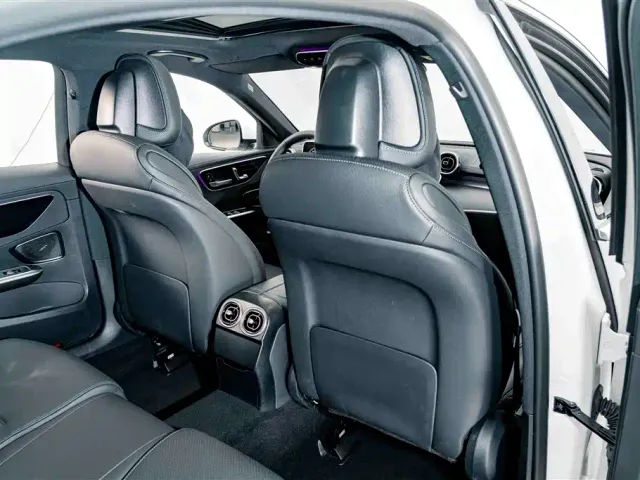 Mercedes-Benz C-Class — Фото автомобиля 17