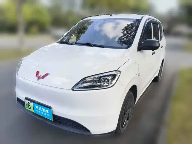 Фотография автомобиля — Wuling Hongguang
