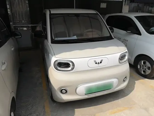 Wuling Hongguang Mini EV — Фото автомобиля 3