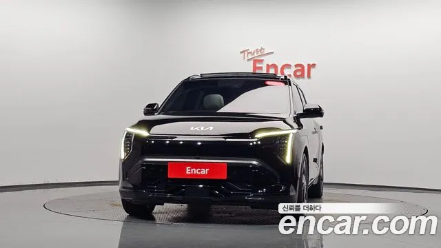 Kia EV3 — Фото автомобиля 3