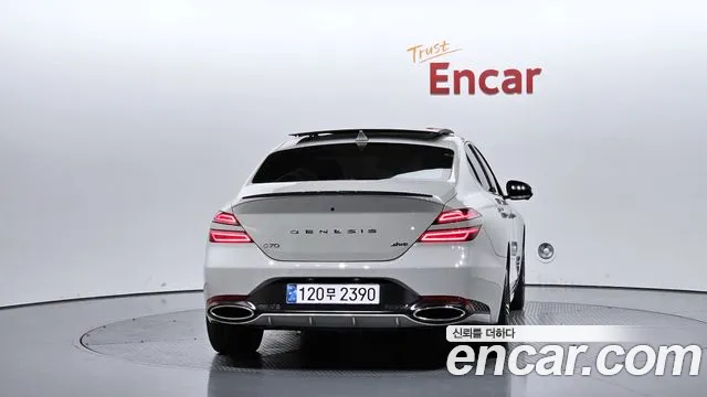 Genesis G70 New — Фото автомобиля 4