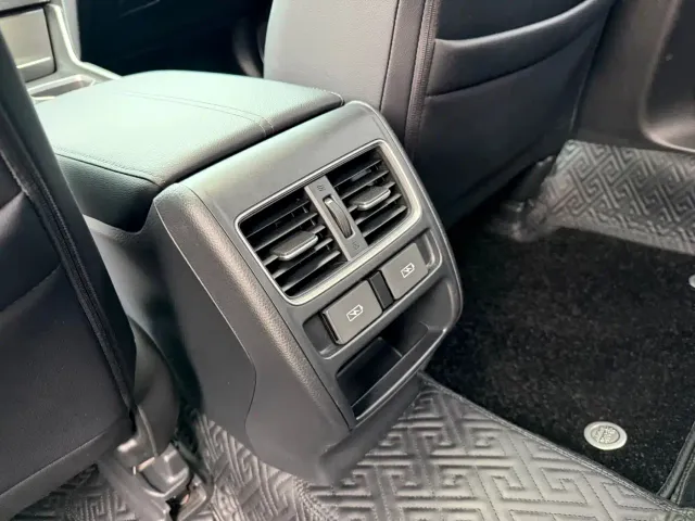 Honda Accord — Фото автомобиля 10