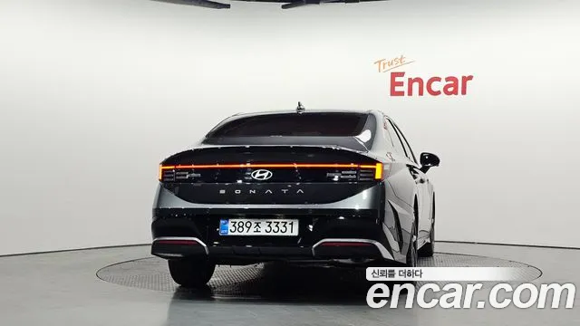 Hyundai Sonata — Фото автомобиля 4
