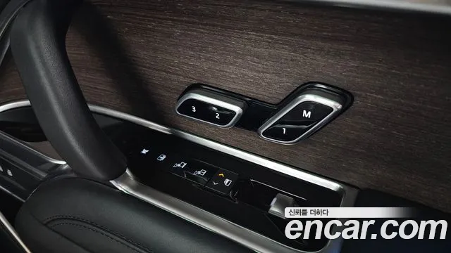 Land Rover Range Rover — Фото автомобиля 25