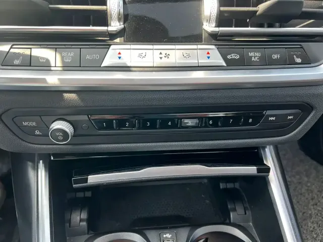 BMW BMW 3 Series 2023 320Li M Sport Package — Фото автомобиля 9