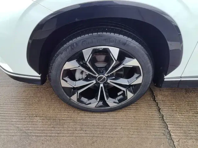 Roewe RX5 — Фото автомобиля 22