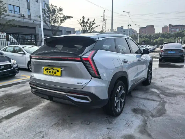 Geely Boyue L — Фото автомобиля 3