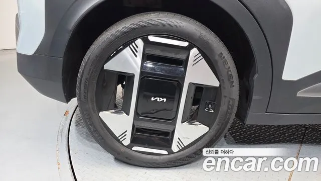 Kia EV3 — Фото автомобиля 19