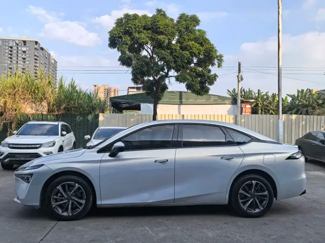 GAC Aion S MAX — Фото автомобиля 17