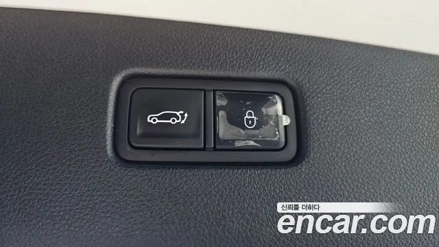 Genesis GV70 2.5T Бензин 2WD — Фото автомобиля 16