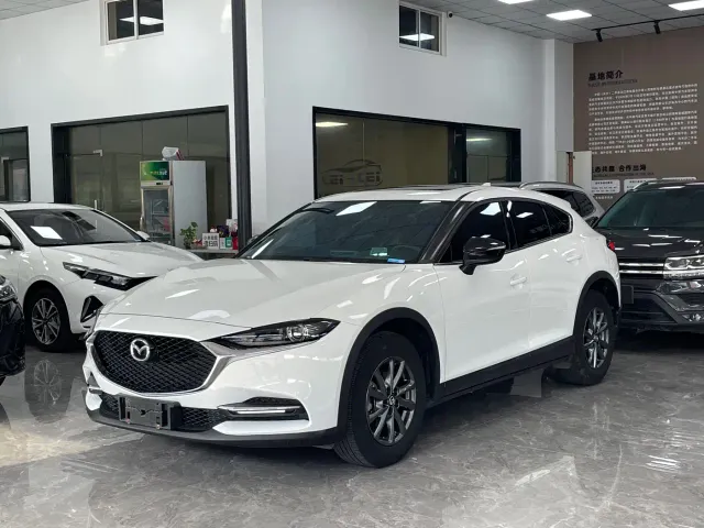Фотография автомобиля — Mazda CX-4