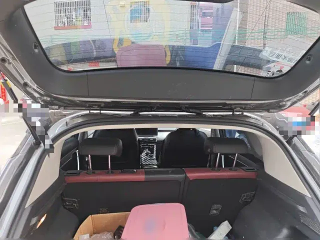 Geely Binyue — Фото автомобиля 15