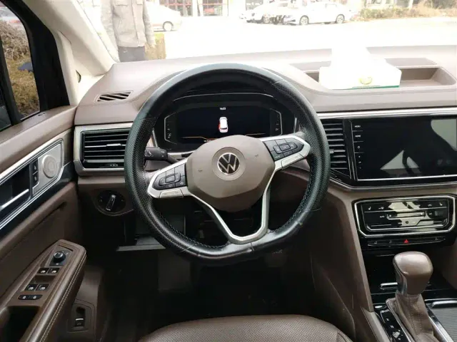 Volkswagen Viloran — Фото автомобиля 2