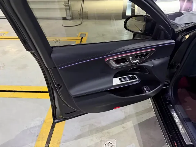 Mercedes-Benz E-Class — Фото автомобиля 10