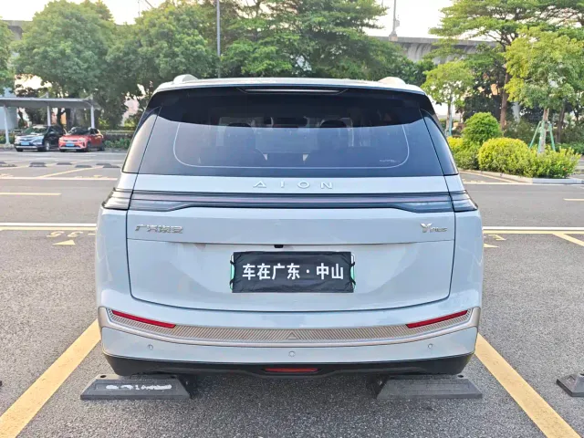 GAC Aion Y — Фото автомобиля 27