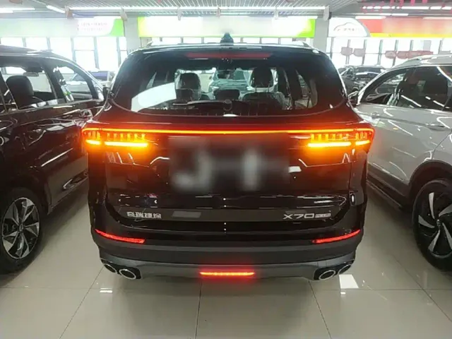 Jetour X70 Plus — Фото автомобиля 5