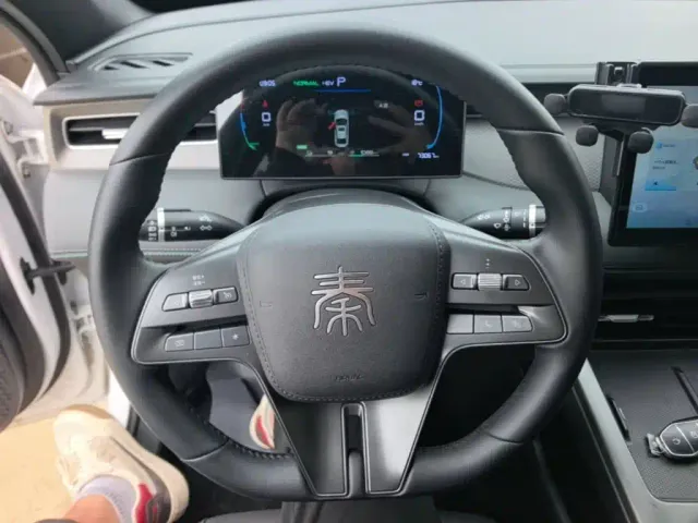 BYD Qin PLUS — Фото автомобиля 10