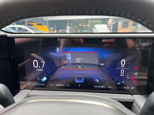 Ford Edge — Фото автомобиля 15
