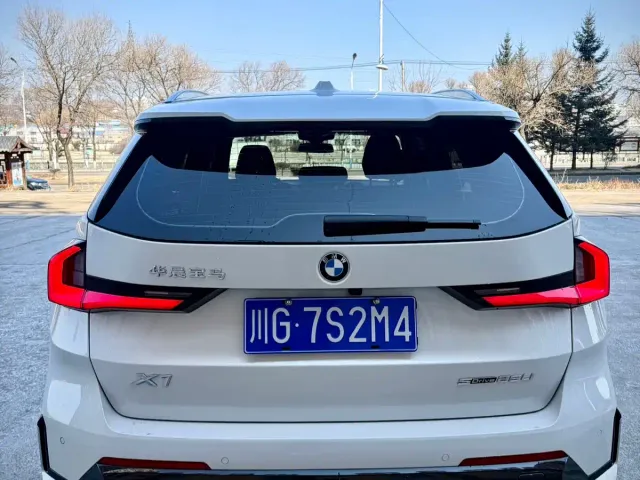 BMW X1 — Фото автомобиля 5
