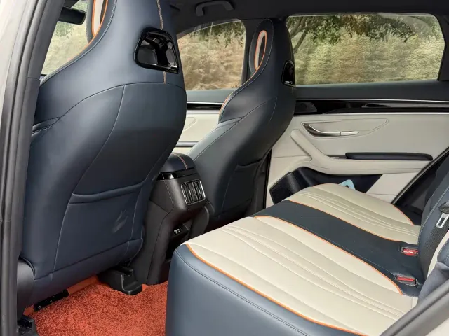 BYD Song PLUS — Фото автомобиля 6