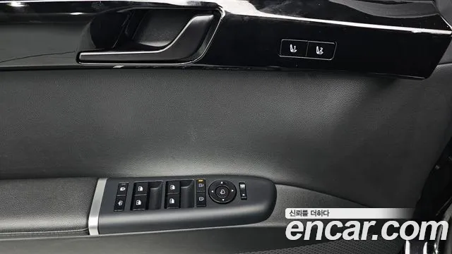 Hyundai Grandeur GN7 — Фото автомобиля 17