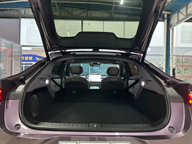 Changan Qiyuan A06 — Фото автомобиля 17