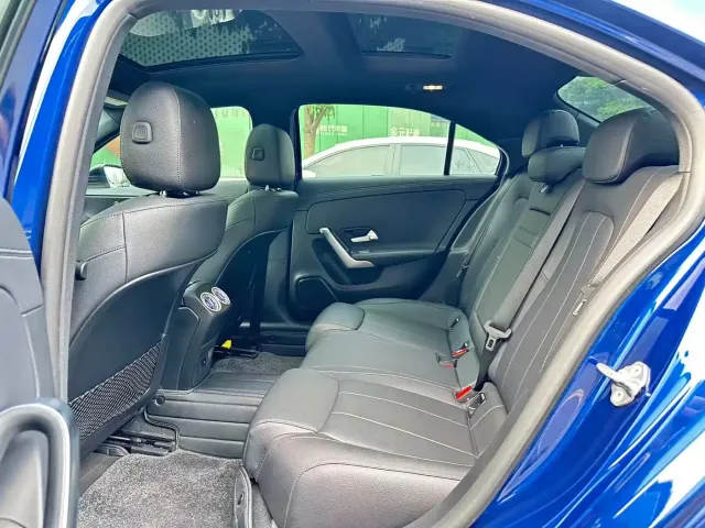 Mercedes-Benz A-Class — Фото автомобиля 7
