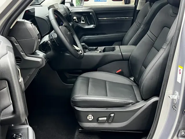 Haval Big Dog — Фото автомобиля 12