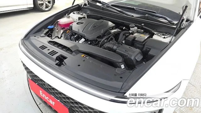 Hyundai Grandeur Grandeur (GN7) 2.5 Бензин 2WD — Фото автомобиля 6