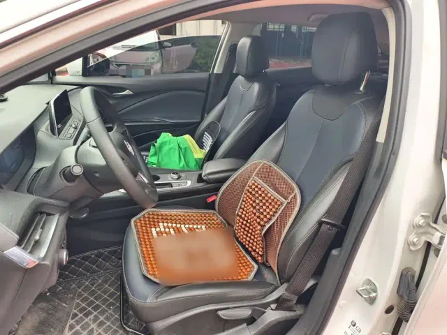 Buick Velite 6 — Фото автомобиля 7